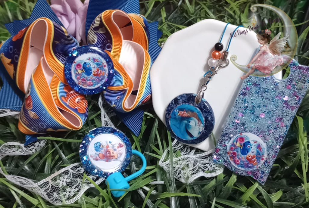 Grossgrain Ribbon Bow set with resin center Lost Fishies